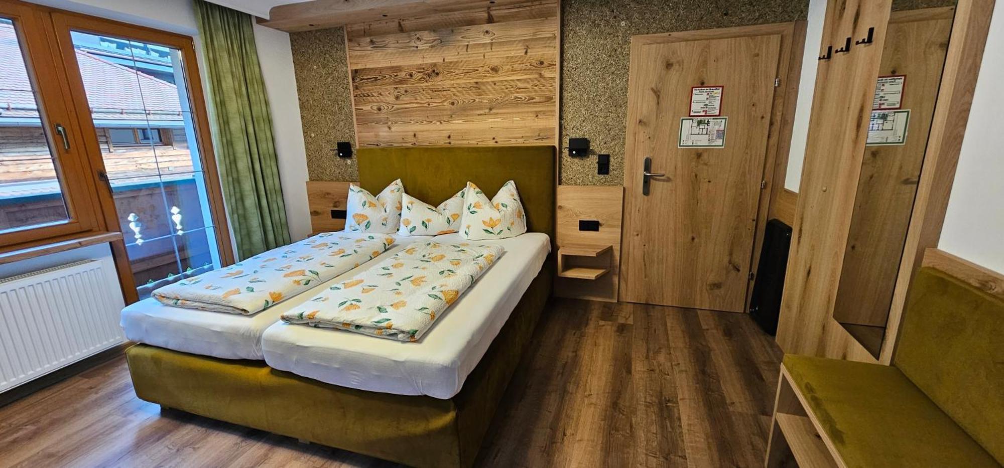מאיירהופן Hotel-Garni Pramstraller מראה חיצוני תמונה
